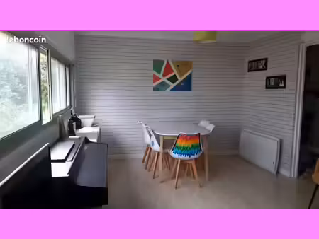 rare sur le secteur : t4 lumineux de 84 m² avec 3 grandes chambres  balcon  cave et enviro