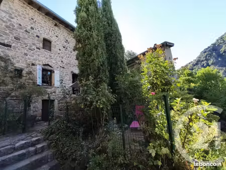 maison 3 pièces 55 m²