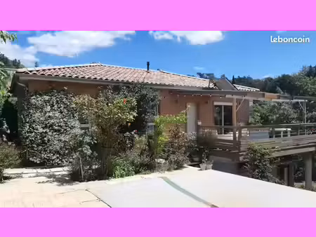 privas maison de 128 m²  pour une location meublée. 4 chambres  maison récente & écologiqu