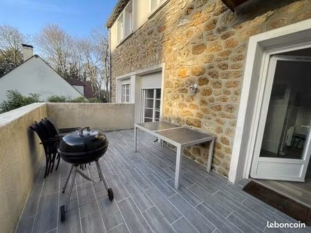 à louer – appartement t2 meublé de 32 m² avec terrasse – corbeil-essonnes
