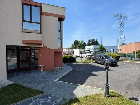 local 100 m² marcoussis