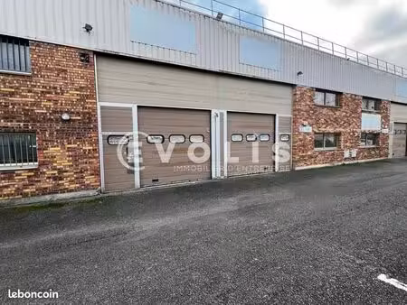 local d'activité 226 m²