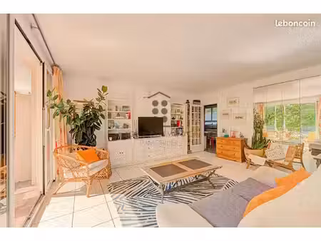 appartement 4 pièces 73 m²
