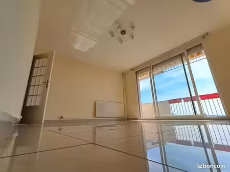 colombes – quartier gabriel péri votre nouveau chez-vous : t3 lumineux 63 32 m² avec balco