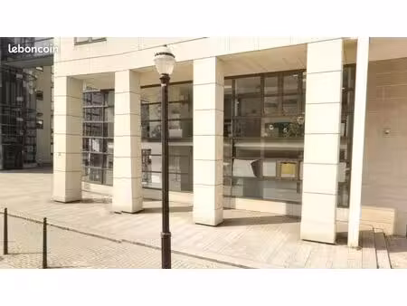 bureaux 75 m²