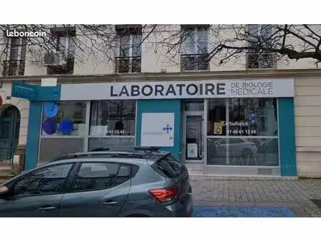 local commercial 128 m²
