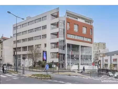 bureaux 21 m² colombes