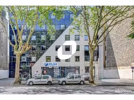 bureau 329 m²