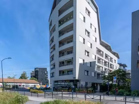 deux pièces halles de bacalan