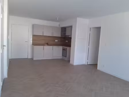 a louer : appartement neuf - fougeres