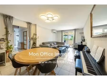 référence : 6877-pan. - appartement 3 pièces de 68 m2 avec terrasse + box