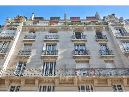 paris ixe - rue chaptal.