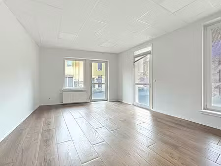 bureaux saint cannat 60 m2