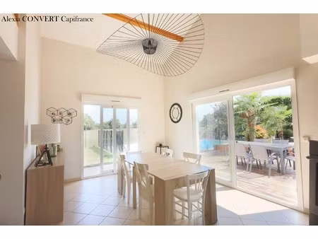 maison familiale 5 pièces 135m² + terrain 1200m² curtafond