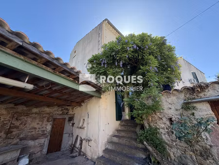 sur la commune de la-tour-sur-orb  à louer maison de village