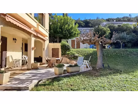 à louer – bas de villa meublé – 144 m2 – 660 m2 de jardin – calme absolu