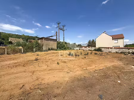 a vendre terrain à lardy 766 m2