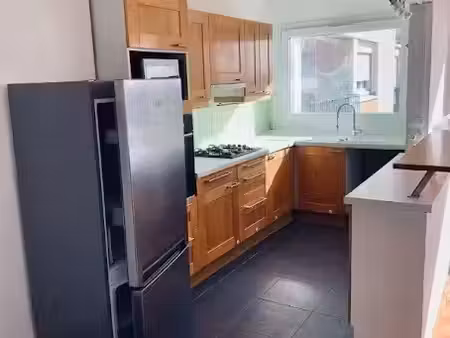 location meublée appartement 3 pièces 63 m² à cachan (94230)  1 340 €