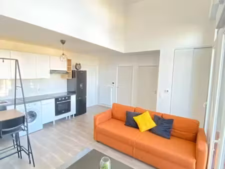 location meublée appartement 2 pièces 40 m² à évry-courcouronnes (91000)  1 100 €