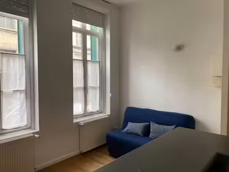 location meublée appartement 1 pièce 23 m² à lille (59000)  620 €