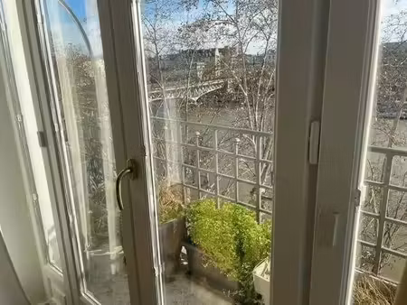 location meublée appartement 3 pièces 70 m² à lyon 5ème (69005)  530 €