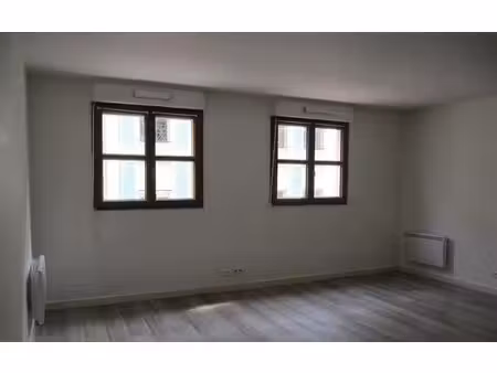 location appartement 3 pièces 75 m² à maisons-laffitte (78600)  1 530 €