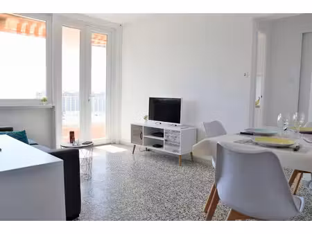 location meublée appartement 2 pièces 40 m² à marseille 9ème (13009)  900 €