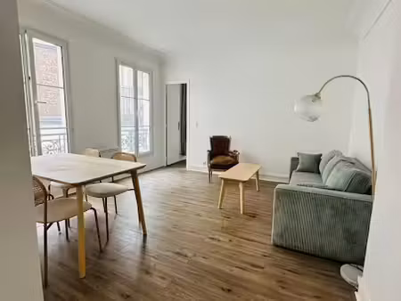 location meublée appartement 2 pièces 45 m² à paris 18ème (75018)  1 690 €