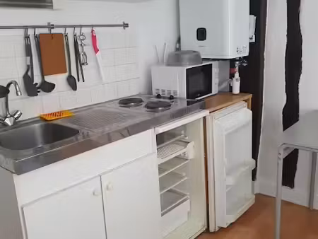 location meublée appartement 1 pièce 13 m² à rouen (76000)  380 €