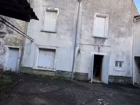 vente maison à fontenay-le-comte (85200) : à vendre / 86m² fontenay-le-comte