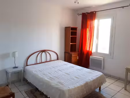 location meublée maison 5 pièces 130 m² à perpignan (66000)  1 100 €