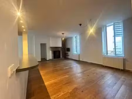 location appartement 4 pièces à saint-brieuc (22000) : à louer 4 pièces / 101m² saint-brie
