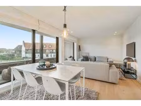 appartement d'angle ensoleillé