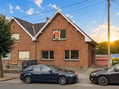 maison avec jardin et garage