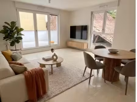 appartement 3 pièces 81 m²