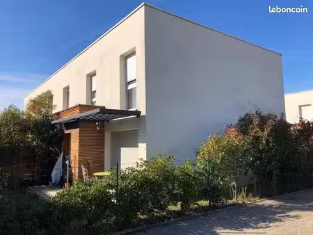 maison t4 avec 2 parkings