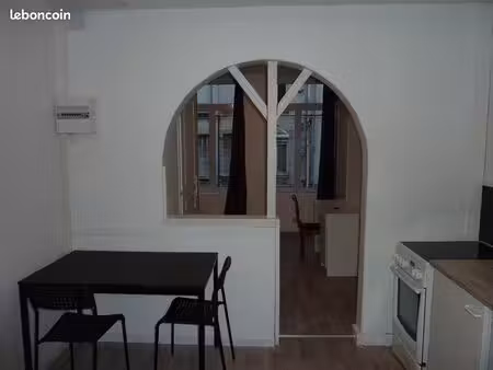 studio 24m² proche métro montebello