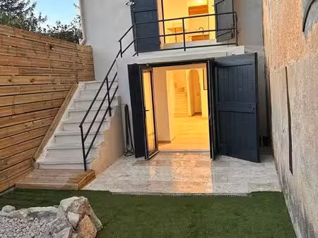 maison de village 2 pieces avec jardin