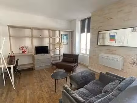 t2 meuble de 39m2  sect jean jaures  700 charges comprises