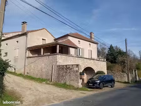 maison t3 avec terrasse sur luzech
