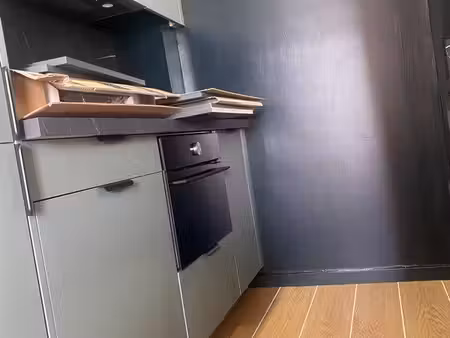 loue t2 avec cuisine équipée