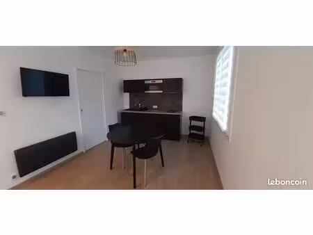 montaigu - location meublée 24m2 - tout confort