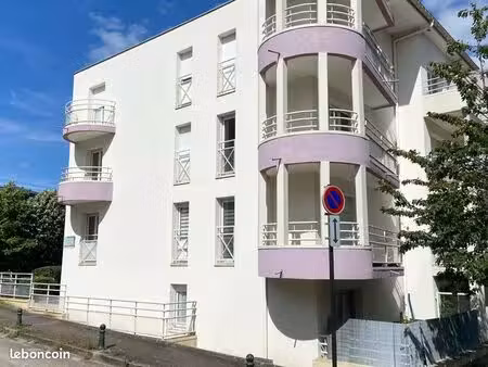 f3 à louer