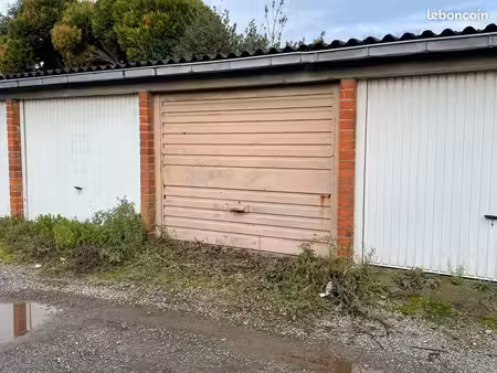 garage/box 15 m² loos