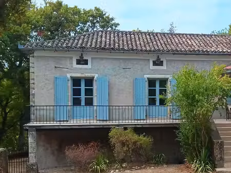 logement 3 pièces - le montat - 10 kms sud de cahors