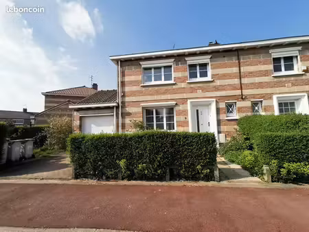 maison 4 pièces 84 m²