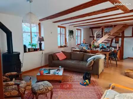 loue maison de village
