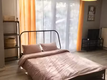 à louer – studio meublé 30 m² avec jardin – moissy-cramayel – 670 charges comprises
