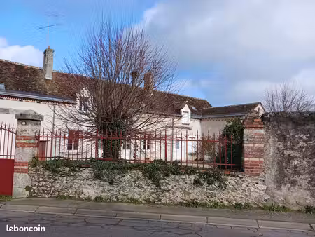 a louer f4 dans fermette les noels vineuil 41