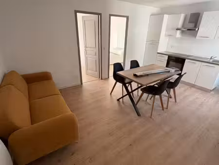 t3 meublé entièrement rénové